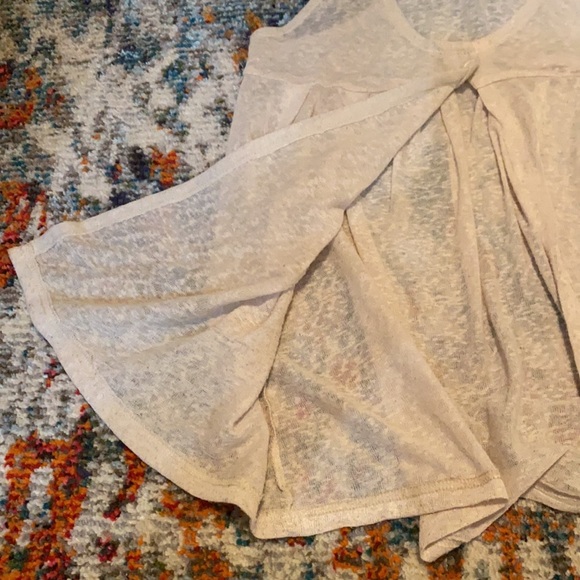 Translucent, cream-coloured, sweater-vest - Picture 3 of 9